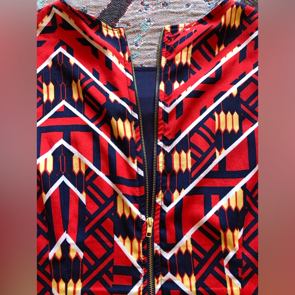 Moon Collection Retro Inspired Abstract Pattern Mini Shift Dress - Picture 7 of 9